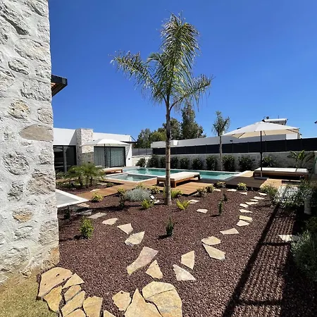 Benetto Villa *